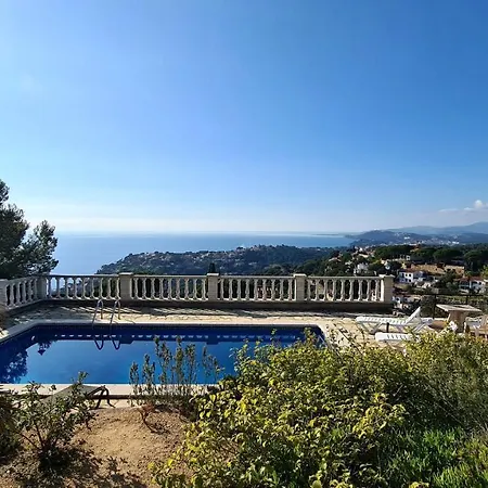 Majestic Hébergement de vacances *
