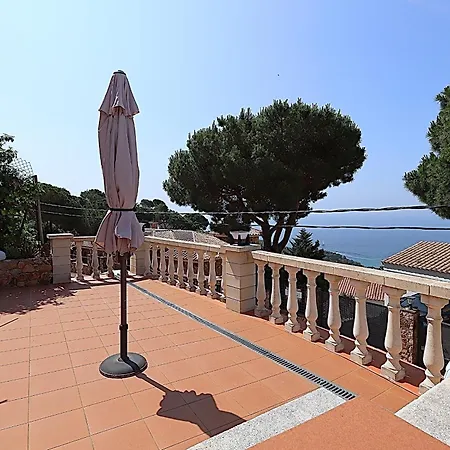 Majestic بيت للعطل *