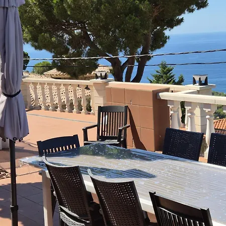 Majestic Semesterbostad *