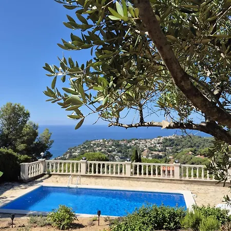 Majestic بيت للعطل